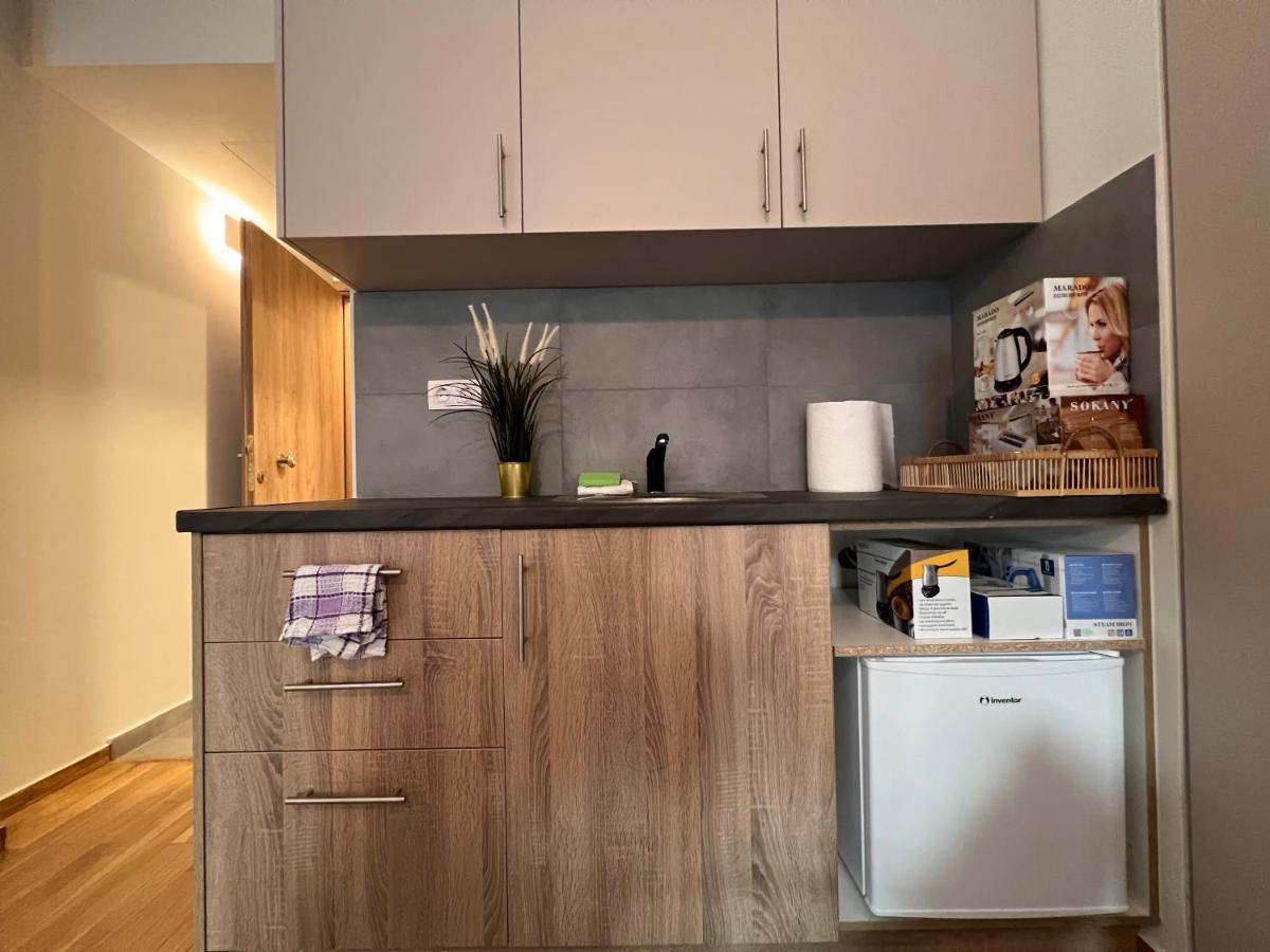 Wsd Rizari Apartment Hotel Атина Екстериор снимка