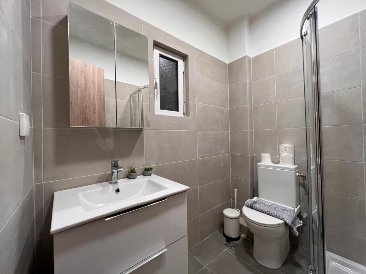 Wsd Rizari Apartment Hotel Атина Екстериор снимка